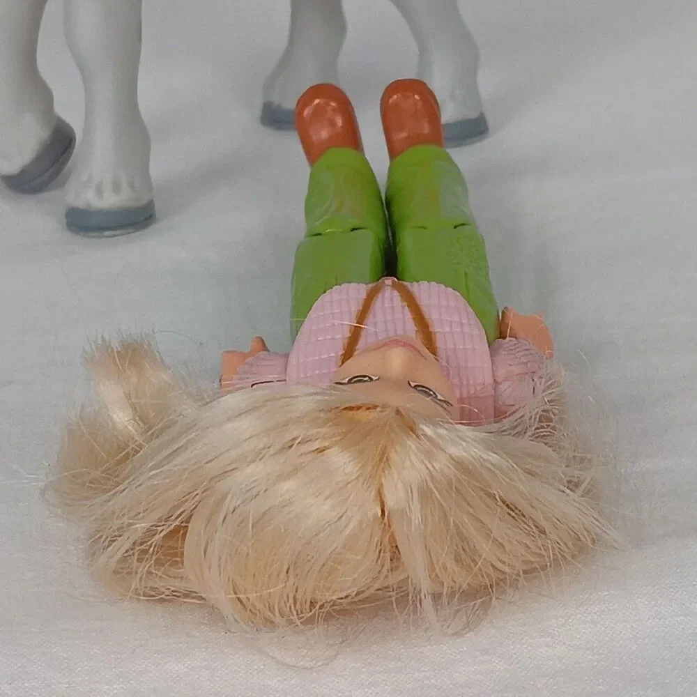 Fisher-Price Loving Family Dollhouse Blonde Mother Grey Pony White Mane Saddle